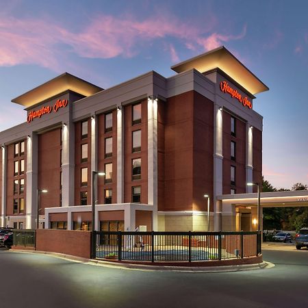 Hampton Inn Greensboro Airport Bagian luar foto