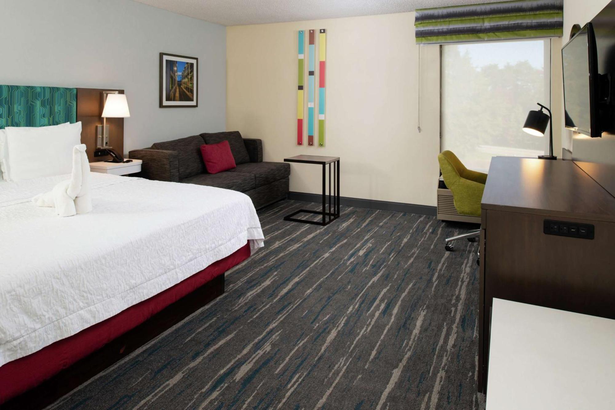 Hampton Inn Greensboro Airport Bagian luar foto
