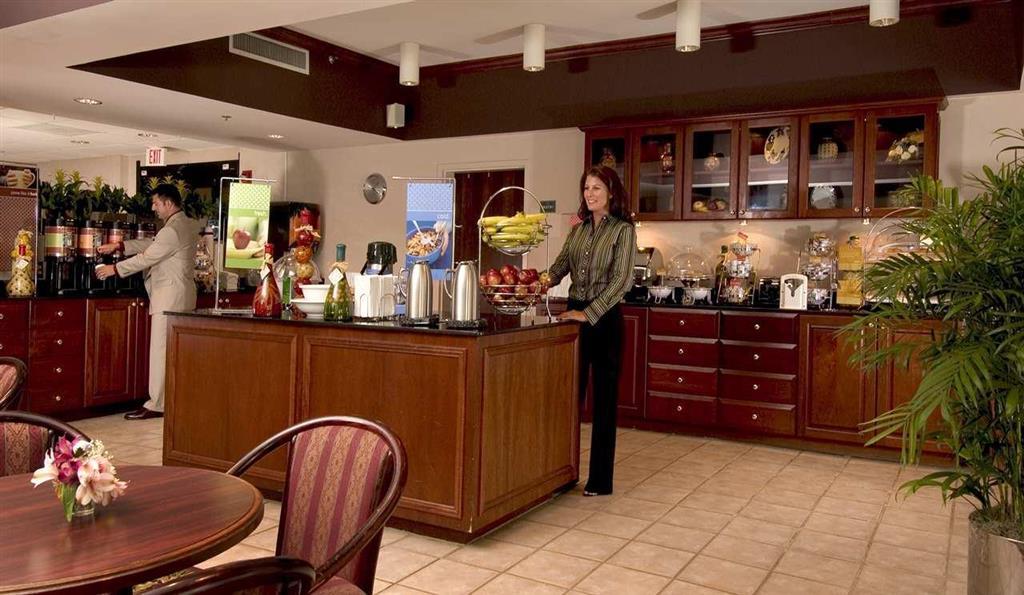Hampton Inn Greensboro Airport Restoran foto